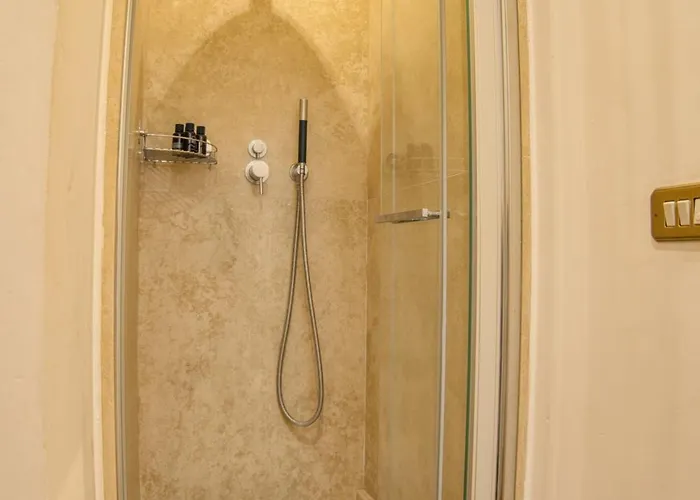 Orsoline Boutique - Position In * Rome