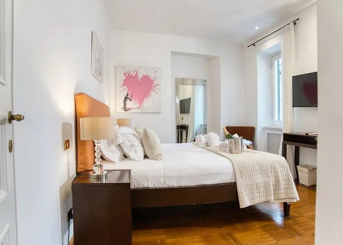 Orsoline Boutique - Position In Apartment Rome