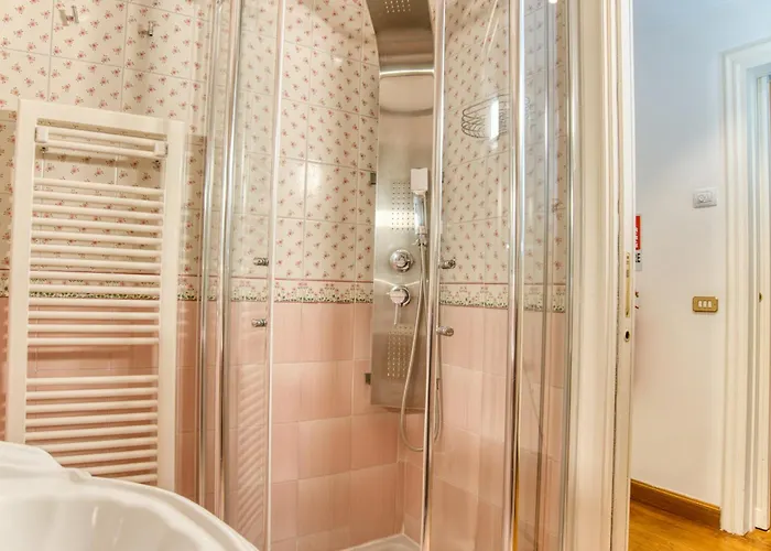 Apartment Orsoline Boutique - Position In *
